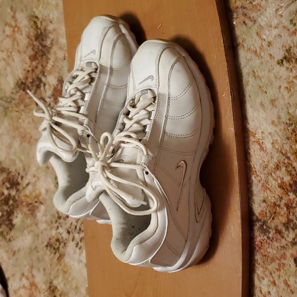 Womens shoes